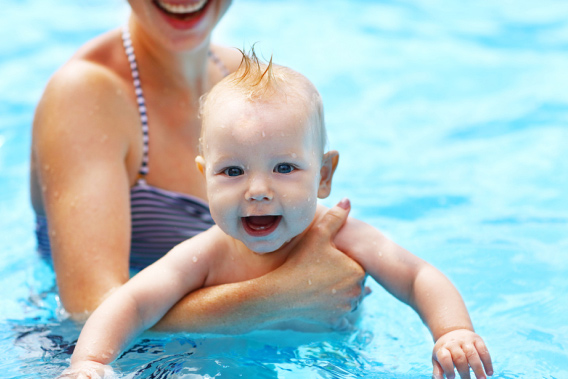 Why_Huggies_image-4_568x379